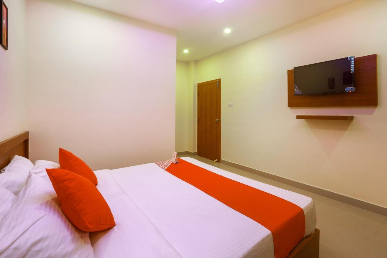 Oyo Ramis Residency Hotell Kannur Exteriör bild