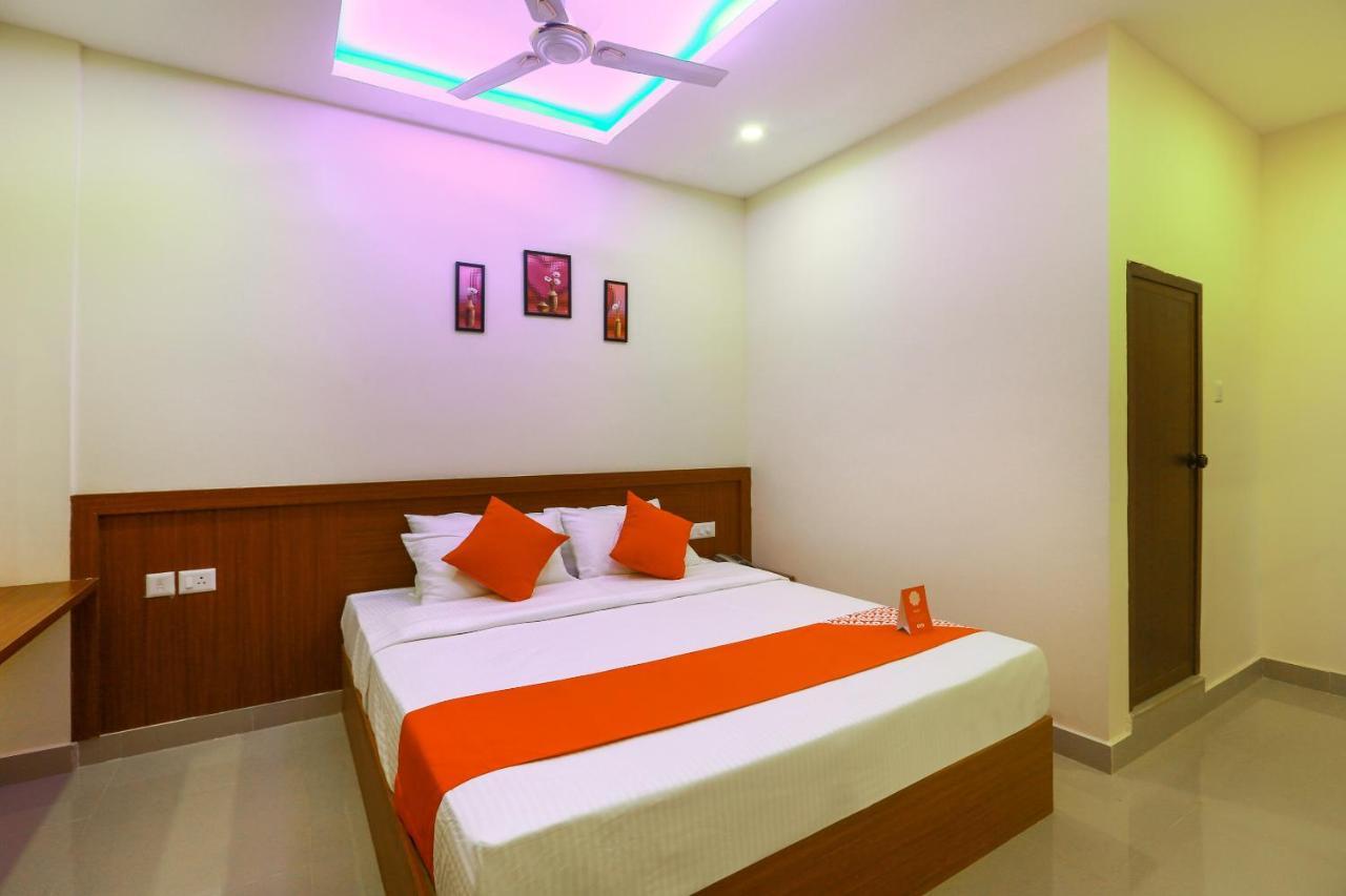 Oyo Ramis Residency Hotell Kannur Exteriör bild