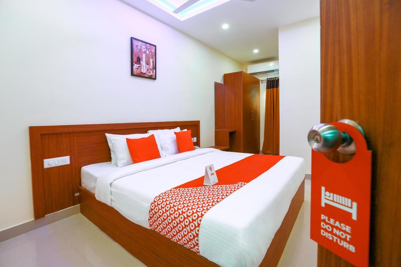 Oyo Ramis Residency Hotell Kannur Exteriör bild