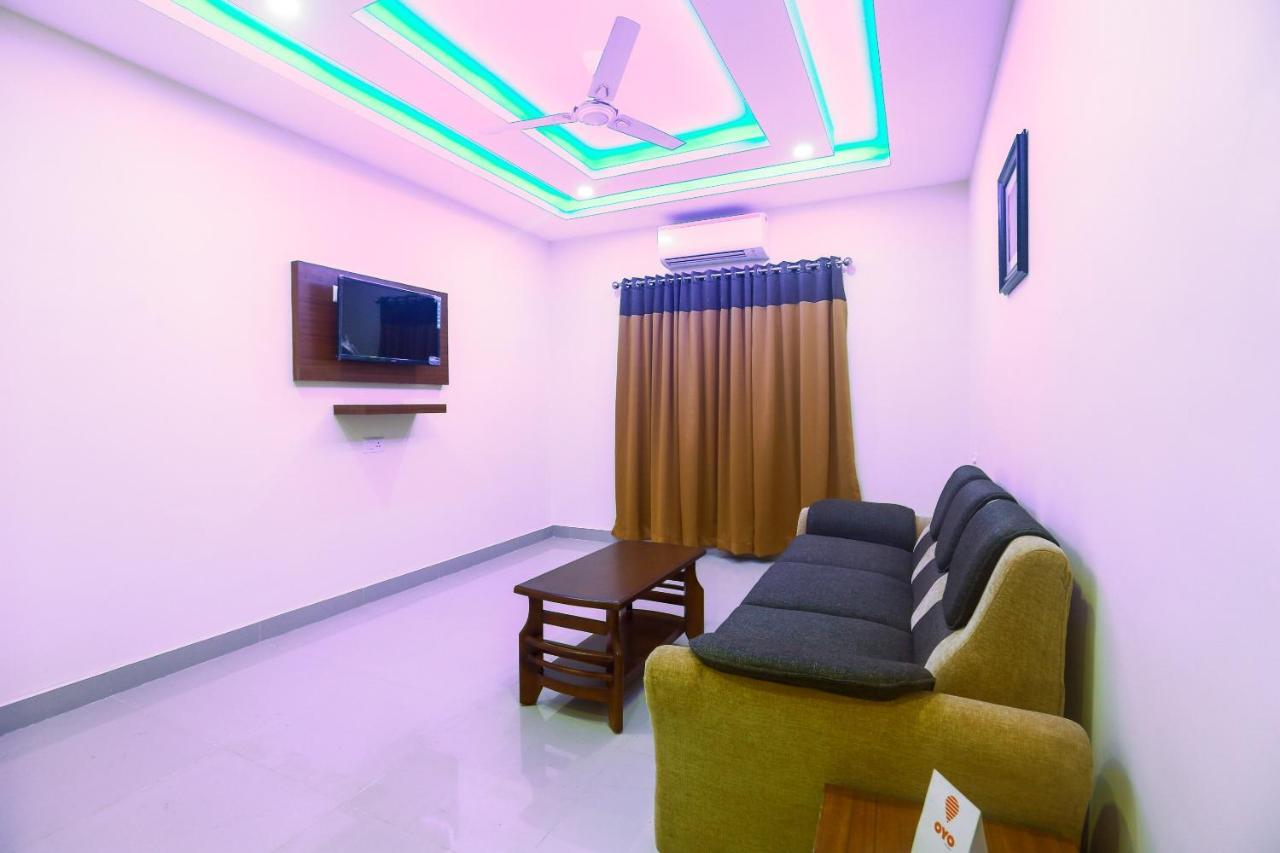 Oyo Ramis Residency Hotell Kannur Exteriör bild